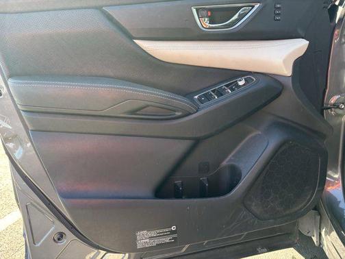 2022 Subaru Ascent Limited 8-Passenger