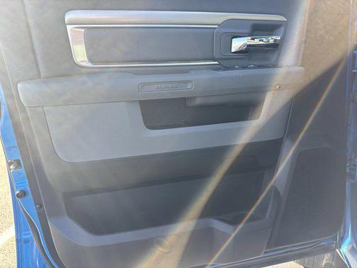 2020 RAM 1500 Classic Warlock Crew Cab 4x4 5'7' Box