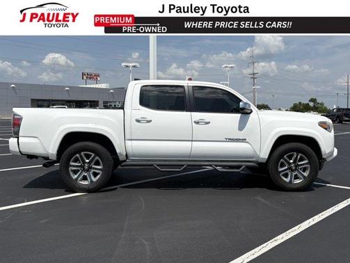 Super White 2017 Toyota Tacoma Limited