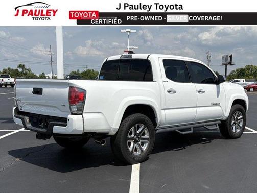 Super White 2017 Toyota Tacoma Limited