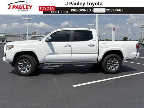 Super White 2017 Toyota Tacoma Limited
