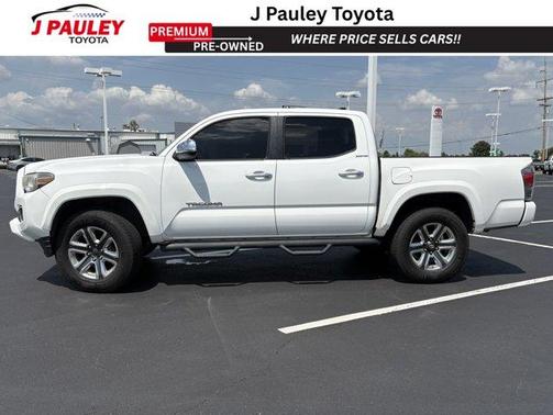 Super White 2017 Toyota Tacoma Limited