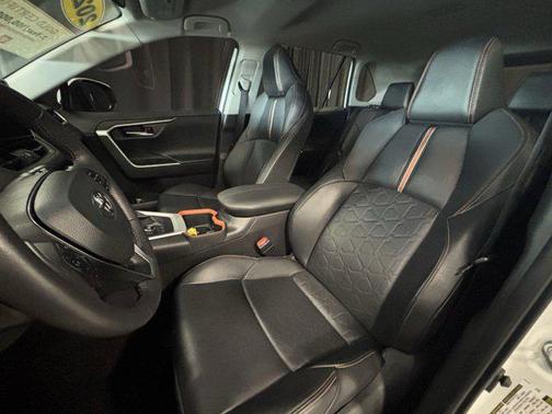 2023 Toyota RAV4 Adventure