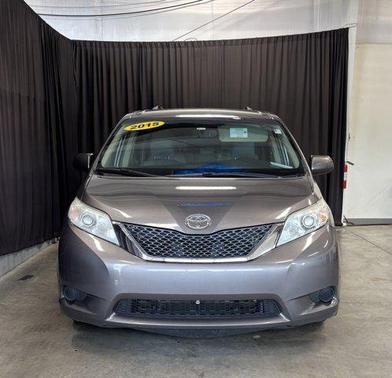 2015 Toyota Sienna LE