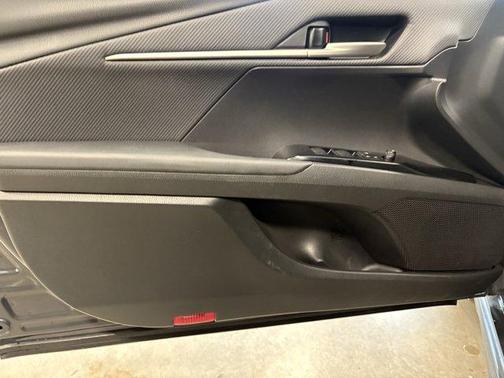 UNDERGROUND 2025 Toyota Camry SE