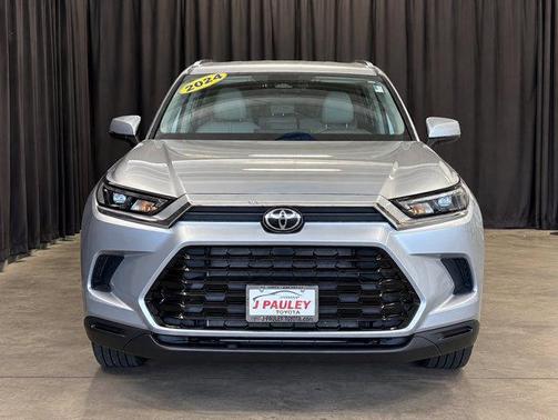 Celestial Silver Metallic 2024 Toyota Grand Highlander XLE