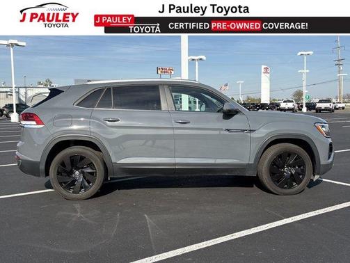 Pure Gray 2024 Volkswagen Atlas Cross Sport 2.0T SE w/Technology