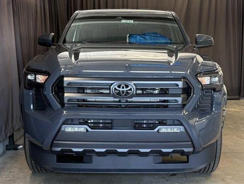 UNDERGROUND 2026 Toyota Tacoma SR5