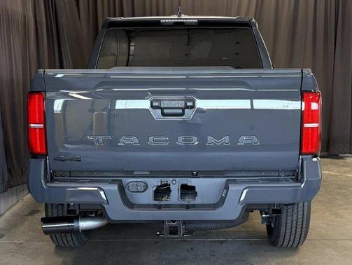 UNDERGROUND 2026 Toyota Tacoma SR5