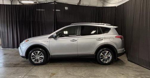 2017 Toyota RAV4 Hybrid SE