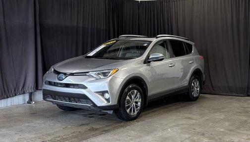 2017 Toyota RAV4 Hybrid SE