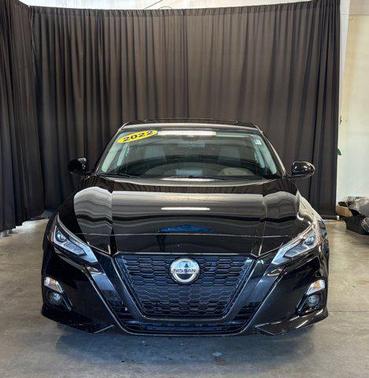 2022 Nissan Altima SR FWD