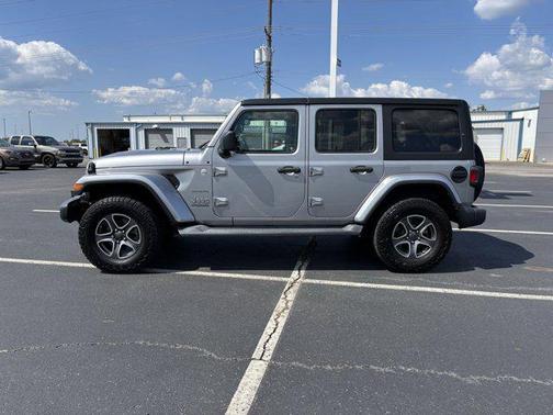 2020 Jeep Wrangler Unlimited Sahara