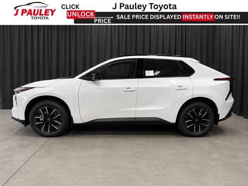 Wind Chill Pearl 2026 Toyota bZ XLE PLUS