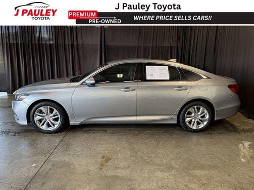 Lunar Silver Metallic 2019 Honda Accord LX
