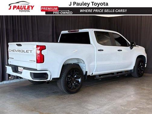 Summit White 2022 Chevrolet Silverado 1500 Limited Custom