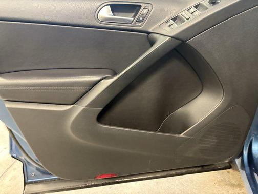 2017 Volkswagen Tiguan 2.0T Wolfsburg Edition