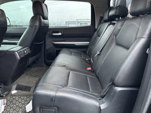 2016 Toyota Tundra SR5