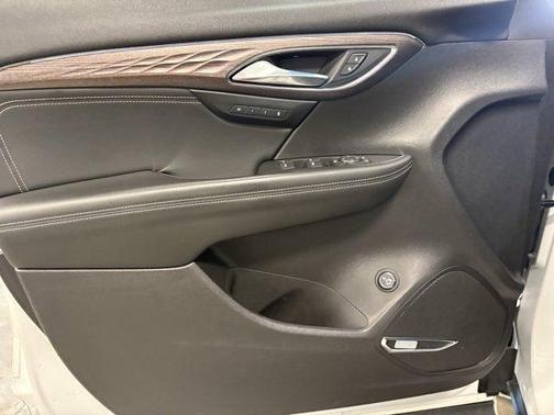 Summit White 2022 Buick Envision Avenir