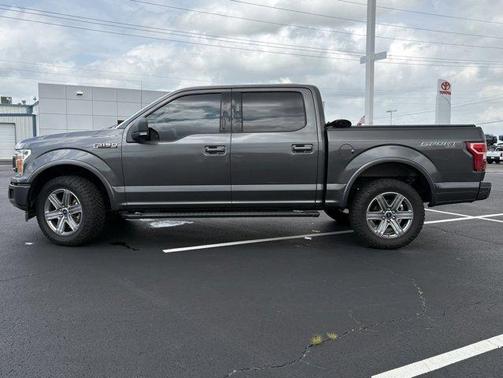 Magnetic Metallic 2018 Ford F-150 XLT