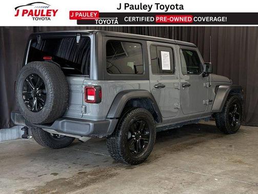 Sting Gray Clearcoat 2022 Jeep Wrangler Unlimited Sport Altitude