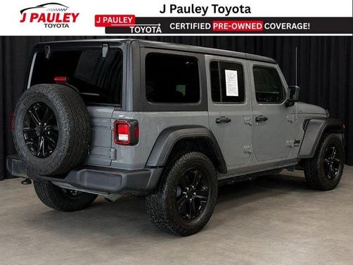 Sting Gray Clearcoat 2022 Jeep Wrangler Unlimited Sport Altitude