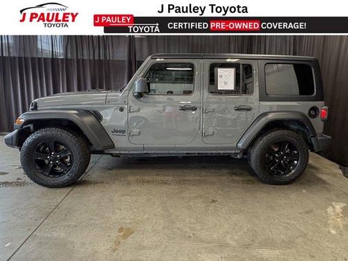 Sting Gray Clearcoat 2022 Jeep Wrangler Unlimited Sport Altitude