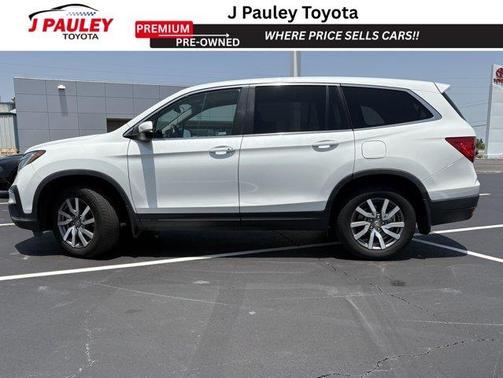 White 2020 Honda Pilot EX