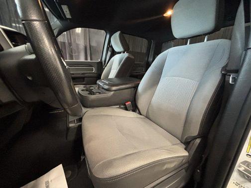 2022 RAM 2500 Big Horn Crew Cab 4x4 6'4' Box