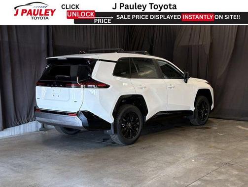 Ice 2026 Toyota RAV4 SE