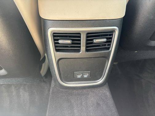 2017 Chrysler 300 Limited
