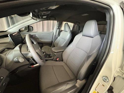 Wind Chill Pearl 2026 Toyota C-HR SE