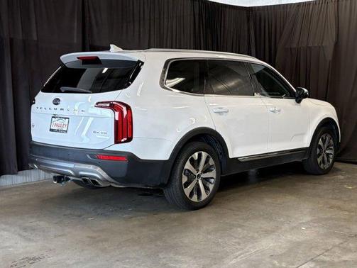 Glacial White Pearl 2021 Kia Telluride EX