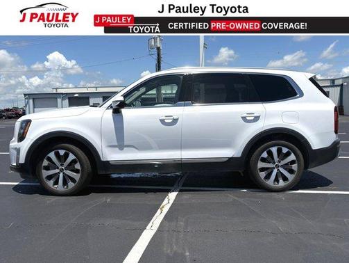 Glacial White Pearl 2021 Kia Telluride EX