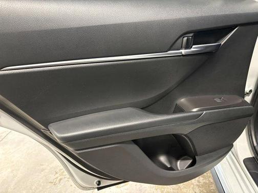 Ice Edge 2024 Toyota Camry SE