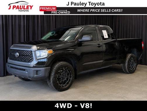 Midnight Black Metallic 2018 Toyota Tundra SR