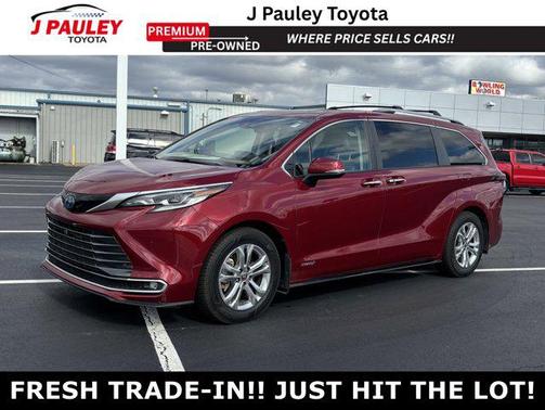 2021 Toyota Sienna Platinum