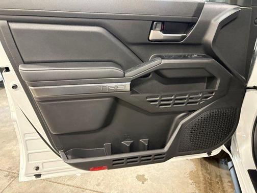 Ice 2026 Toyota Tacoma Hybrid TRD Sport