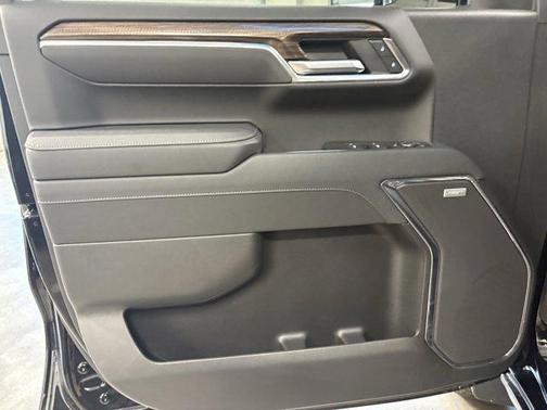 Black 2025 Chevrolet Silverado 1500 LT Trail Boss