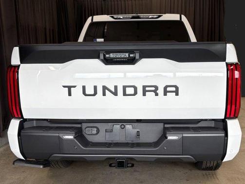 Ice 2026 Toyota Tundra SR5