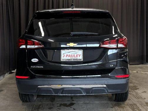 Mosaic Black Metallic 2024 Chevrolet Equinox LT