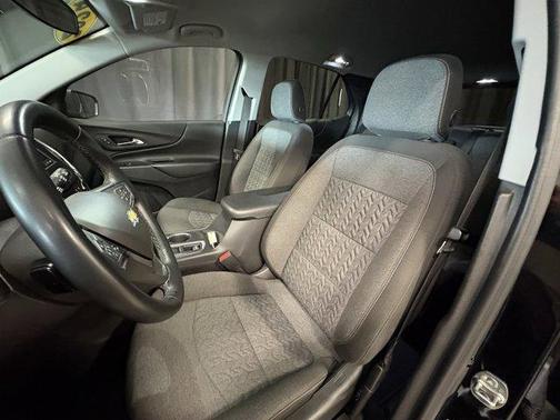 Mosaic Black Metallic 2024 Chevrolet Equinox LT