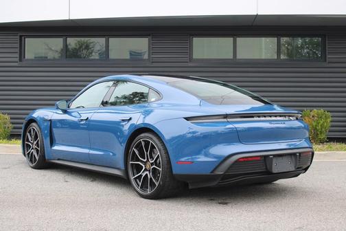 2024 Porsche Taycan 4S
