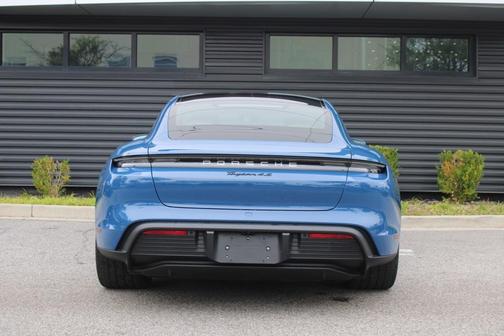 2024 Porsche Taycan 4S