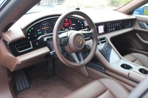 2024 Porsche Taycan 4S