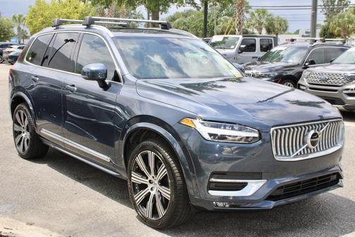 2022 Volvo XC90 T6 Inscription