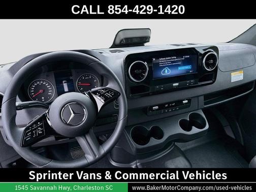 Arctic White 2026 Mercedes-Benz Sprinter 2500 Cargo 144 WB