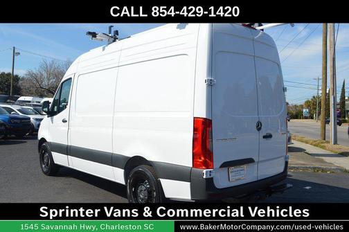 Arctic White 2026 Mercedes-Benz Sprinter 2500 Cargo 144 WB