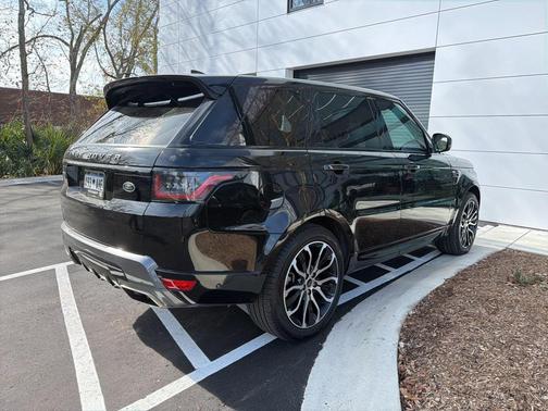 2021 Land Rover Range Rover Sport HSE Silver Edition