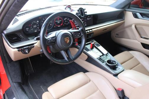 2020 Porsche 911 Carrera 4S